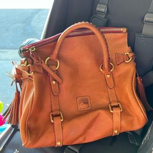 Dooney and bourke purse